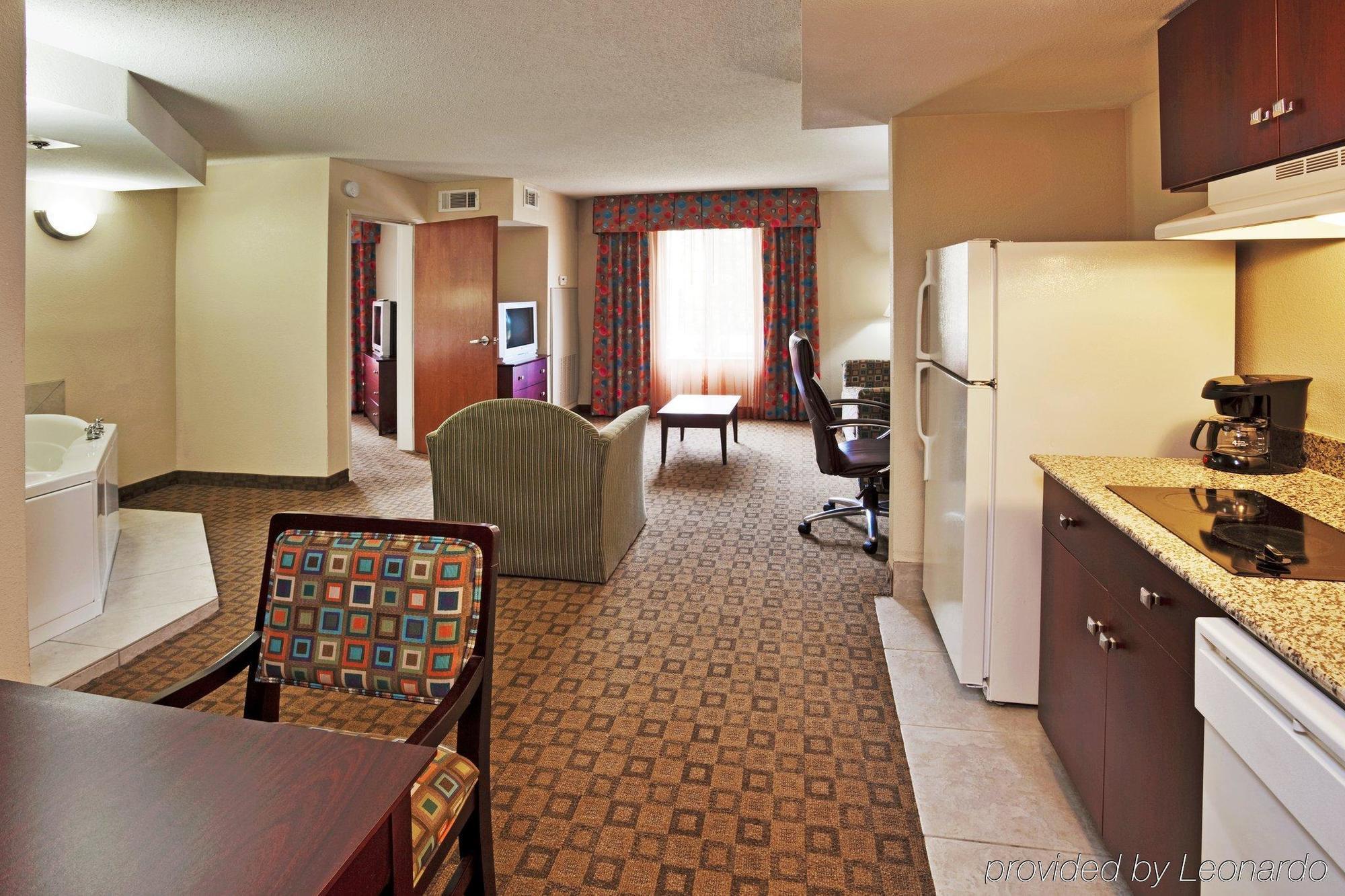 Holiday Inn Express Hotel And Suites Petersburg - Fort Lee, An Ihg Hotel Zimmer foto